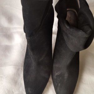 NINE WEST O-TULIPOJ SZ 10 M BLACK SUEDE ANKLE BOOTS WITH UPPER  LEATHER
